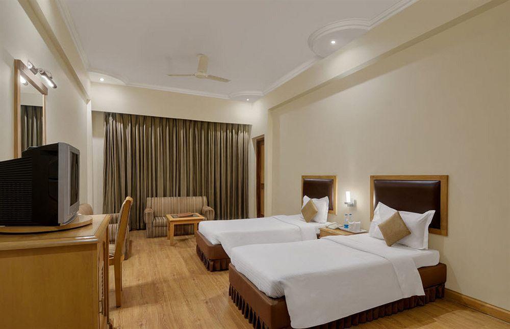 India Hotel Varanasi Exterior photo